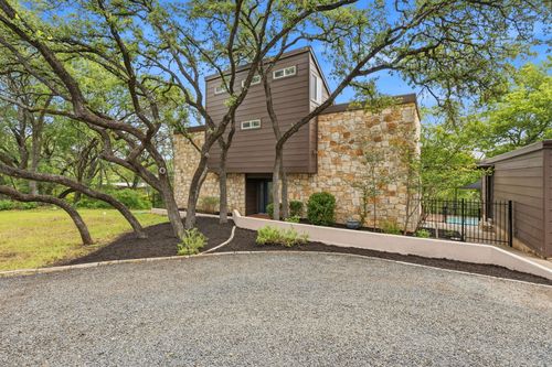 1004 Jousting Pl, Austin, TX, 78746-5132 | Card Image