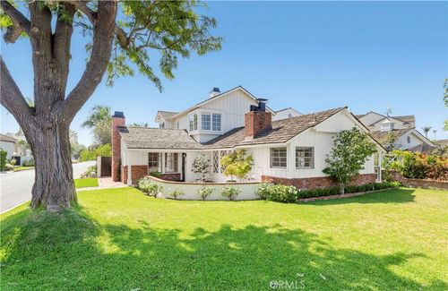 2562 Vista Dr, Newport Beach, CA, 92663-5667 | Card Image