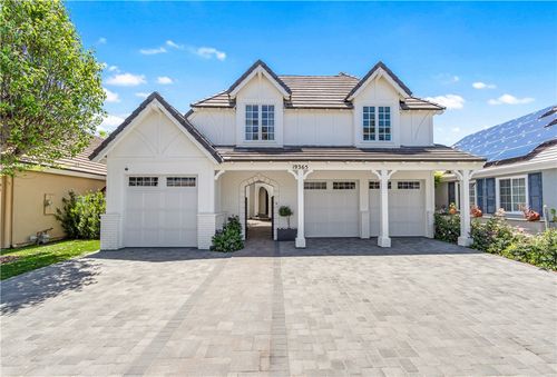 19365 Woodlands Dr, Huntington Beach, CA, 92648 | Card Image