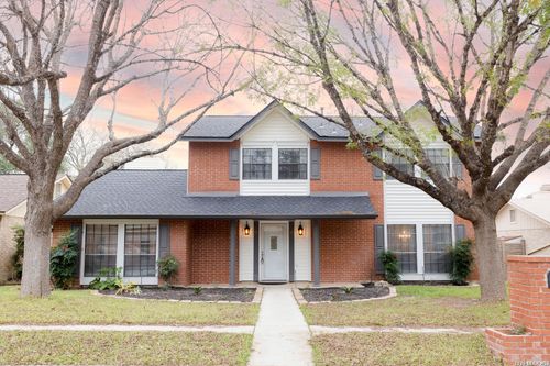 13718 Pebble Point Dr, San Antonio, TX, 78231-1929 | Card Image
