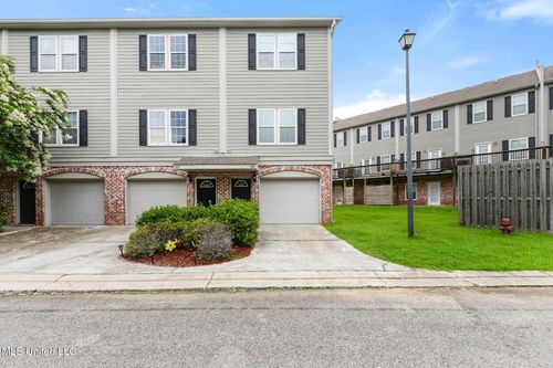 208-208 E Orchard Loop, D'Iberville, MS, 39540-3738 | Card Image