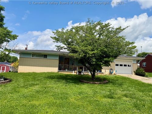 703 Mcintosh Ave, Ravenswood, WV, 26164-1427 | Card Image