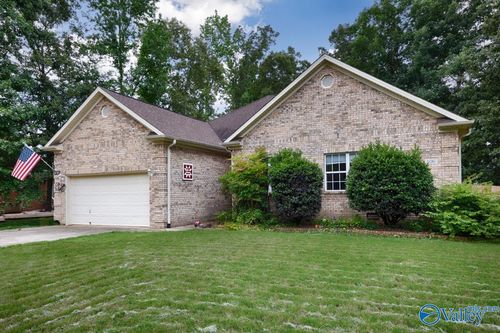 106 Whitfield Dr, Toney, AL, 35773-8944 | Card Image