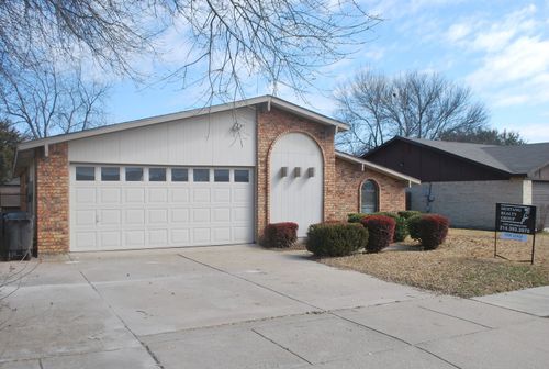 4205 Buckeye St, Fort Worth, TX, 76137-1104 | Card Image