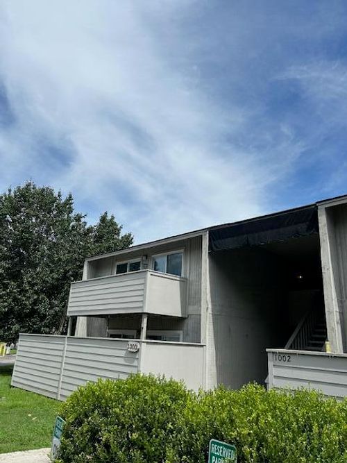 1004 Greencastle Dr, Goose Creek, SC, 29445-4851 | Card Image