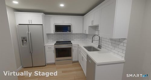 4-141 Grinnell St, Milford, CT, 06461-2409 | Card Image