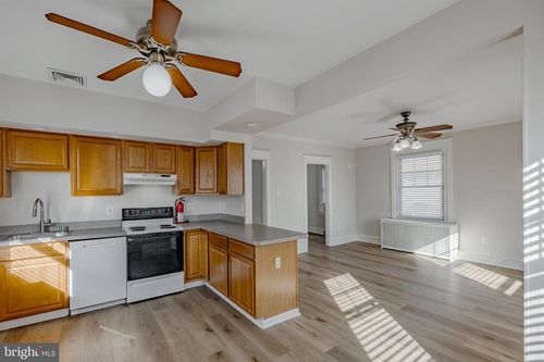 1210 Darby Rd, HAVERTOWN, PA, 19083-3603 | Card Image