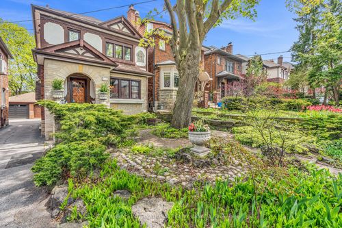 127 Heddington Avenue, Toronto, ON, M5N2K9 | Card Image