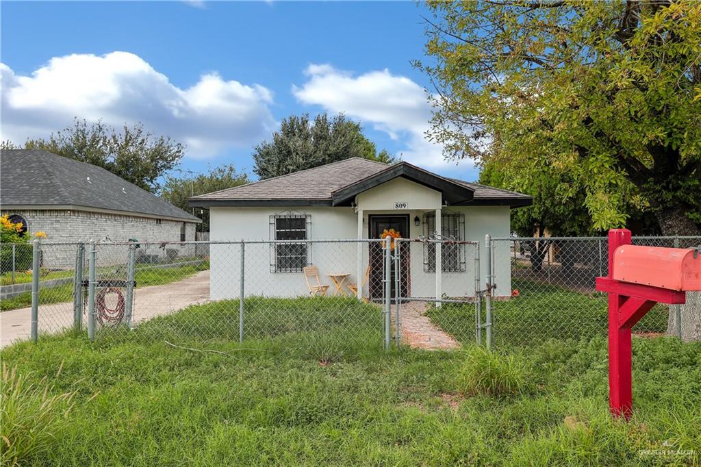 Maple St, Alton, TX 78573