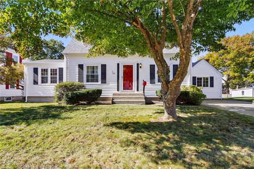 706 High St, Cumberland, RI, 02864-7540 | Card Image