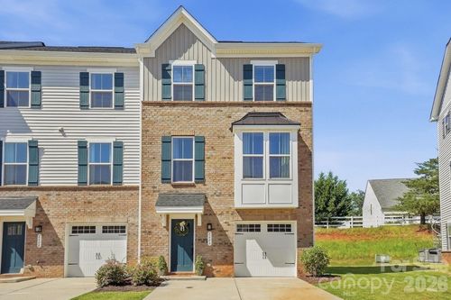 2606 Grantham Place Dr, Fort Mill, SC, 29715-6959 | Card Image