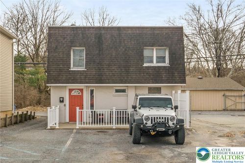 2-926 Chestnut St, Emmaus, PA, 18049-2022 | Card Image