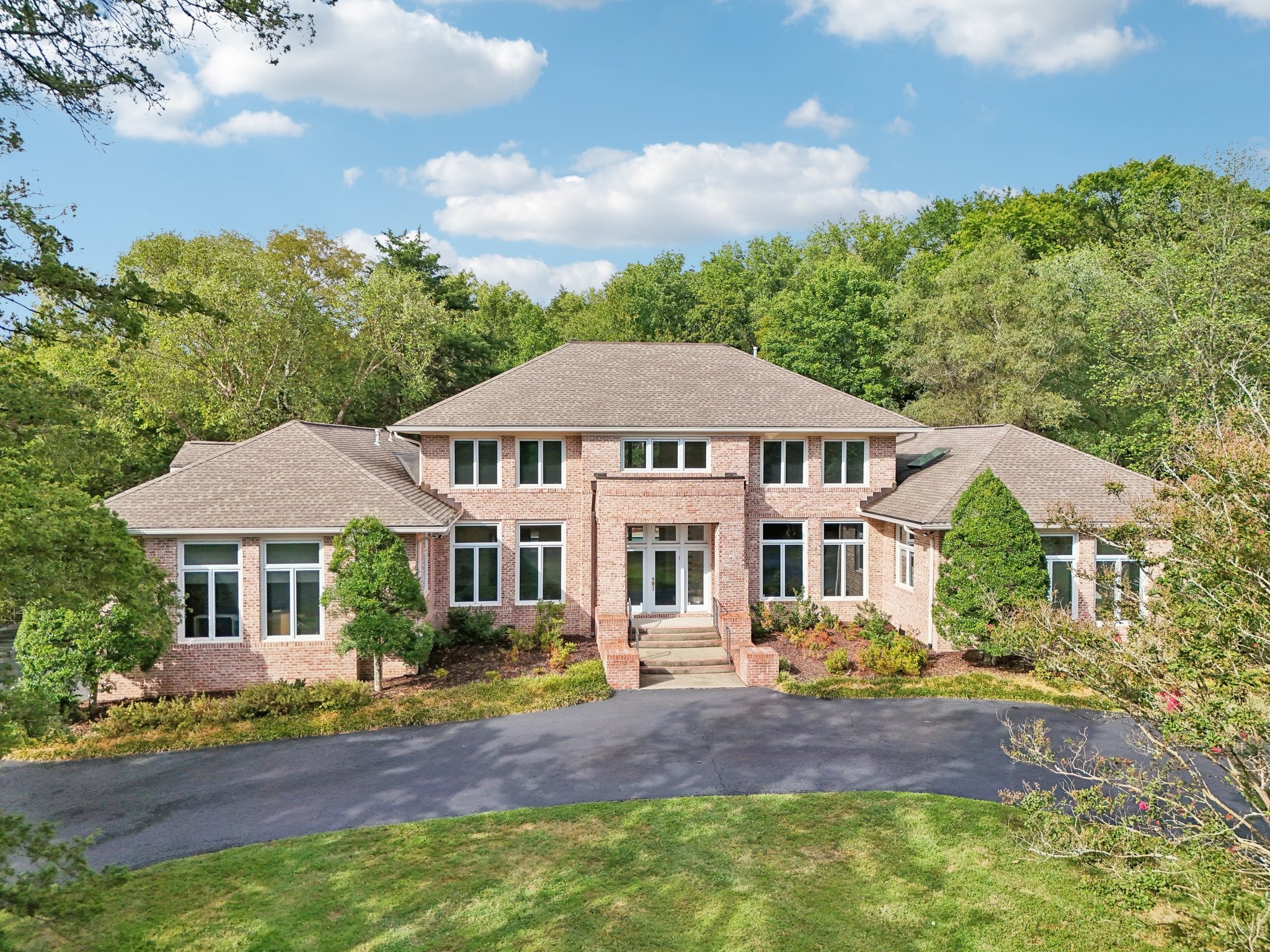 Tyne Blvd, Nashville, TN 37215