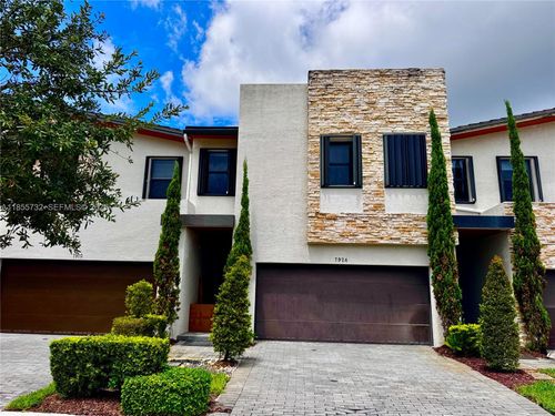 7924-7924 Nw 105th Ave, Doral, FL, 33178-4644 | Card Image