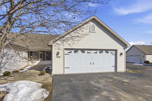b-802 Sunridge Court, WAUPACA, WI, 54981 | Card Image