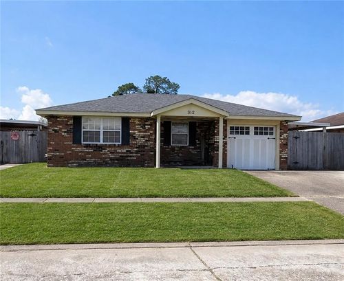 312 Blossom Ct, Westwego, LA, 70094-2216 | Card Image