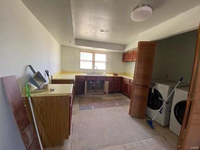 245 S 7 Th St, House other with 3 bedrooms, 1 bathrooms and 1 parking in Nokomis IL | Image 10