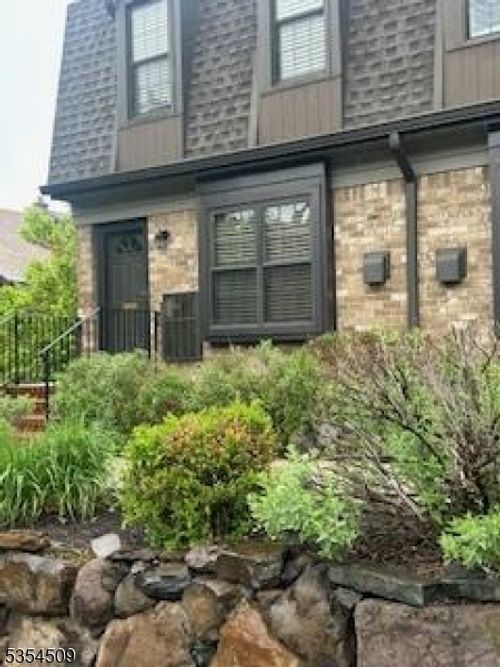 1-181 Long Hill Rd, Little Falls, NJ, 07424-2050 | Card Image