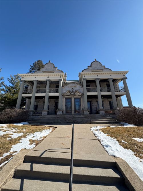 667-669 17th St, Des Moines, IA, 50314-1608 | Card Image