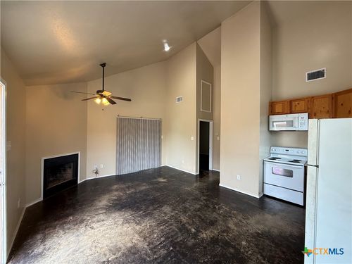 205-41340 Fm 3159, Canyon Lake, TX, 78133-5079 | Card Image