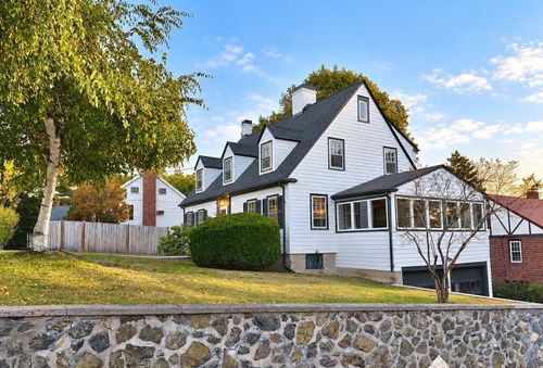 54 Temple St, Arlington, MA, 02476-6343 | Card Image