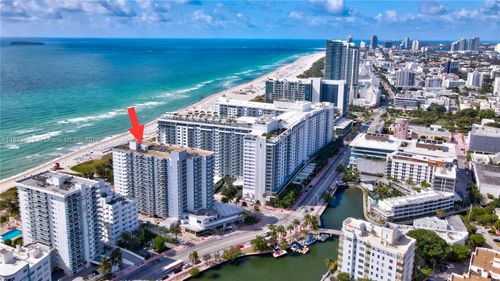 1005-2401 Collins Ave, Miami Beach, FL, 33140-4743 | Card Image