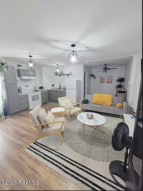 c7-1318 Lee Avenue, Lafayette, LA, 70506 | Card Image