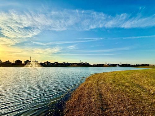 15515 Islandview Ln, Houston, TX, 77053-2281 | Card Image