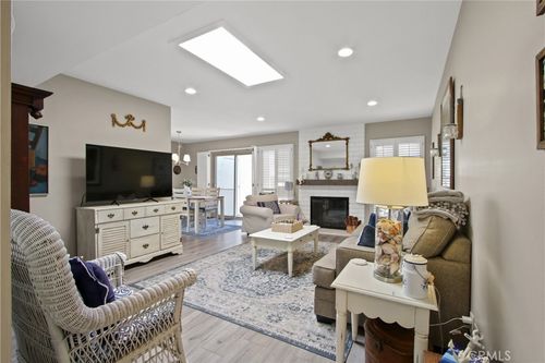 30828 Calle Chueca, San Juan Capistrano, CA, 92675-1601 | Card Image
