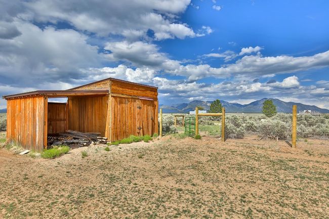 24 Gina Ln, House other with 3 bedrooms, 2 bathrooms and null parking in El Prado NM | Image 46