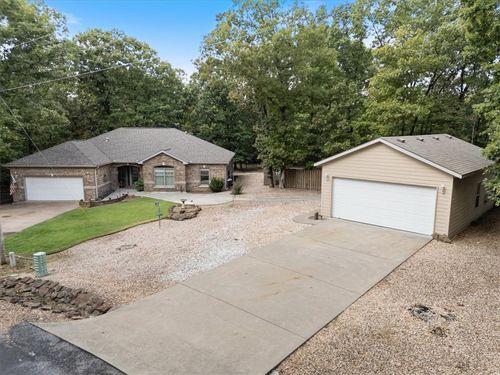 14 Lochgilphead Ln, Bella Vista, AR, 72715-2917 | Card Image