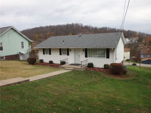 207 Ann St, Brownsville, PA, 15417-1824 | Card Image