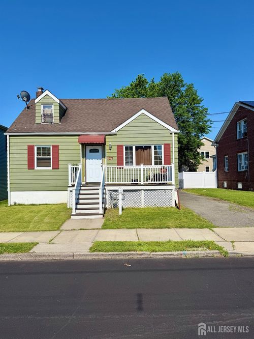 127 Heald St, Carteret, NJ, 07008-2745 | Card Image