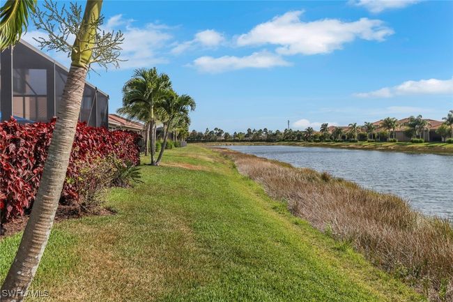 11692 Stonecreek Cir, House other with 3 bedrooms, 3 bathrooms and null parking in FORT MYERS FL | Image 33