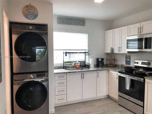 apt-38-10877 Overseas Hwy, Marathon, FL, 33050-3435 | Card Image