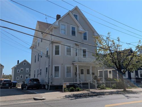 420 Orms St, Providence, RI, 02908-4822 | Card Image