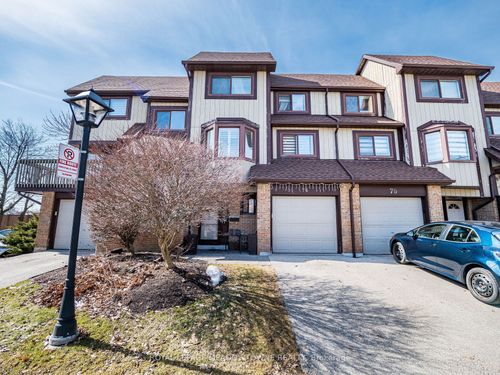 75-6780 Formentera Ave, Mississauga, ON, L5N2L1 | Card Image