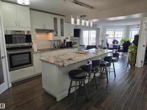 404-10311 111 St Nw, Edmonton, AB, T5K2Y8 | Card Image