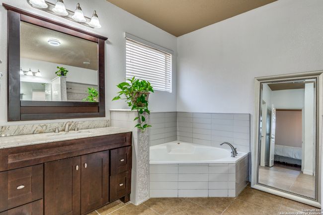 6222 Amber Rose, House other with 4 bedrooms, 4 bathrooms and null parking in San Antonio TX | Image 11