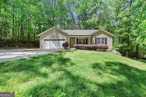 107 Trisha Ln, Grantville, GA, 30220-1654 | Card Image