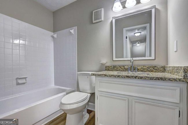 288 Country Club Dr, Townhouse with 3 bedrooms, 3 bathrooms and null parking in jonesboro GA | Image 14