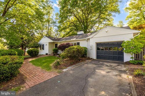4112 Downing St, ANNANDALE, VA, 22003-2016 | Card Image