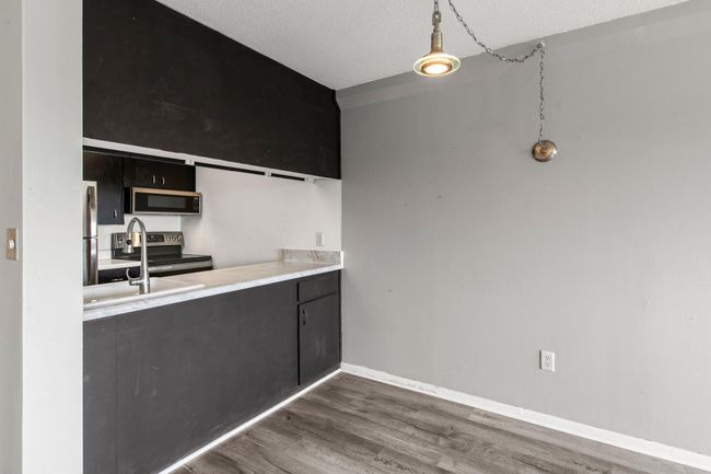 17-web-or-mls-1920 S 1st St 408-20.jpg | Image 13