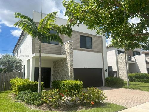 20828 Ne 2nd Ct, Miami, FL, 33179-2994 | Card Image