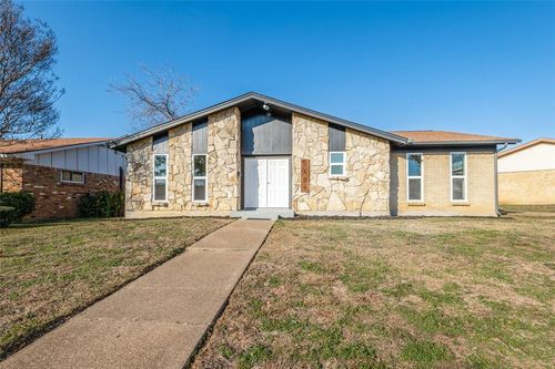 2409 Coulee Street, Irving, TX, 75062 | Card Image