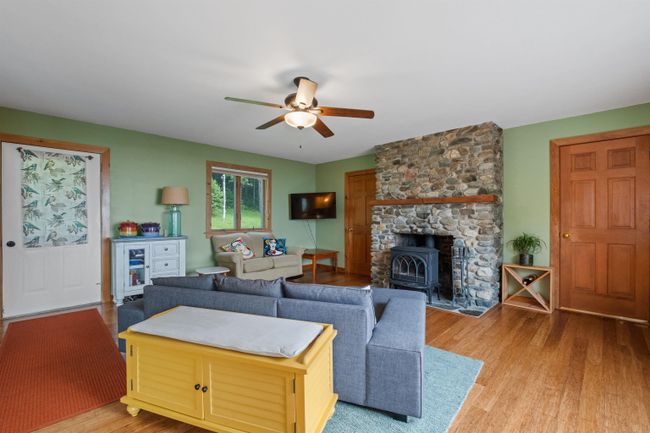 289 E Main St, House other with 3 bedrooms, 2 bathrooms and null parking in Lunenburg VT | Image 13