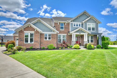 818 Carrieview Drive, Crescent Springs, KY, 41017 | Card Image