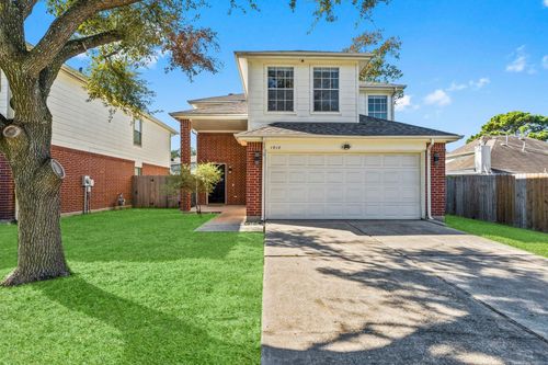 1010 Willow West Dr, Houston, TX, 77073-5374 | Card Image