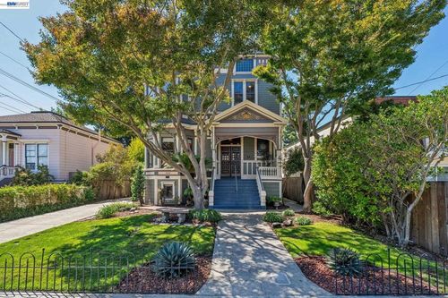 2242 San Antonio Ave, Alameda, CA, 94501-4914 | Card Image