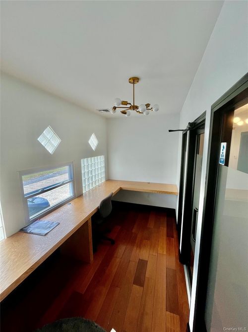 ste-5-2041 Park St, Atlantic Beach, NY, 11509-1251 | Card Image